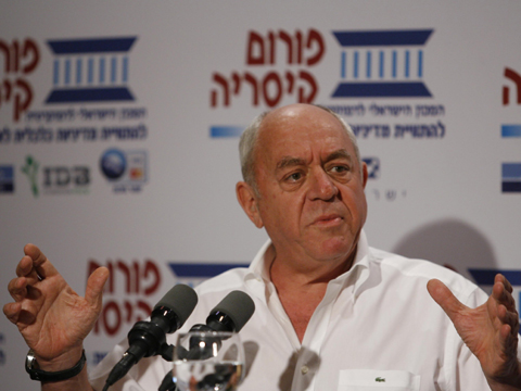 "ניתן לבדל את הכלכלה מהפוליטיקה בישראל" [צילום: פלאש 90]