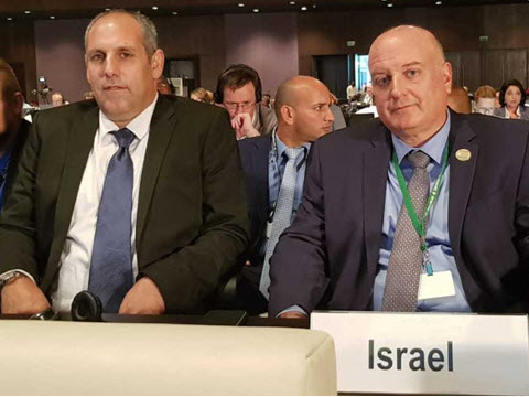 ד"ר דוד גוברין, שגריר ישראל במצרים, ואלון זסק, סמנכ"ל בכיר למשאבי טבע במשרד להגנת הסביבה [צילום: המשרד להגנת הסביבה]