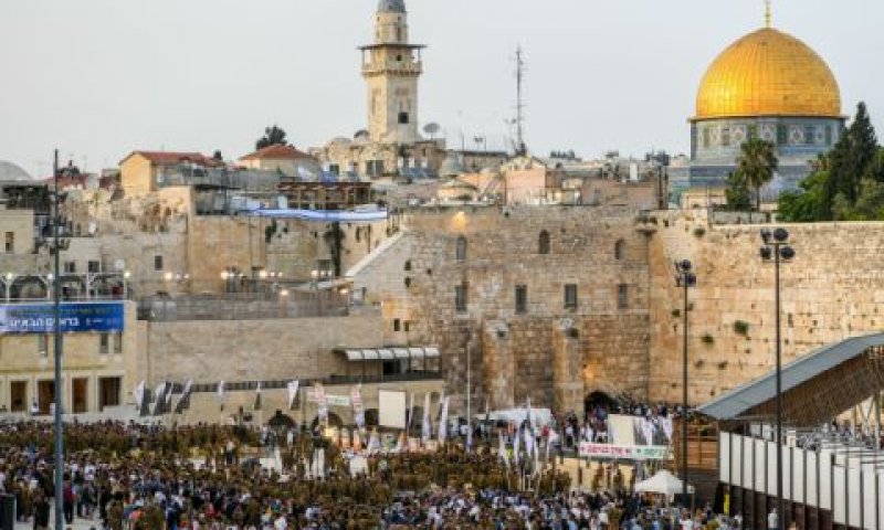 טקס השבעת חיילי גדוד נצח יהודה מול הכותל [צילום: אריה לייב אברמס/פלאש 90]