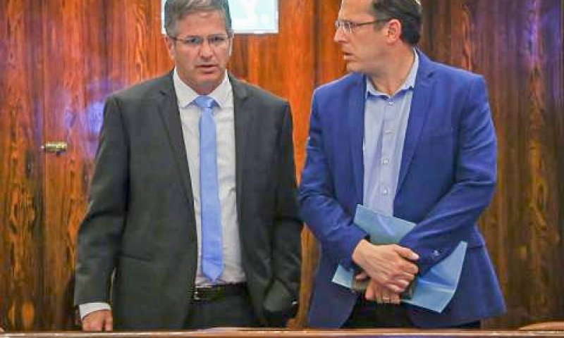 משה טור פז, יואב קיש [צילום: נועם מושקוביץ/דוברות הכנסת]