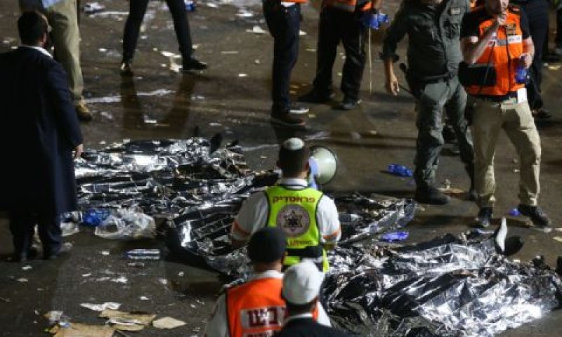 גופות ההרוגים במירון [צילום: דוד כהן/פלאש 90]