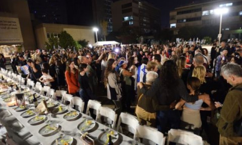 כיכר החטופים [צילום: גילי יערי/פלאש 90]