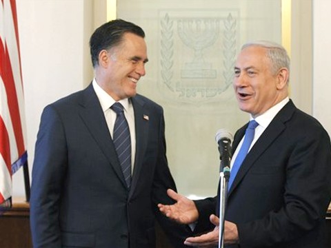 נתניהו ורומני. ידידות הדוקה ותמיכה ברורה מדי [צילום: AP]