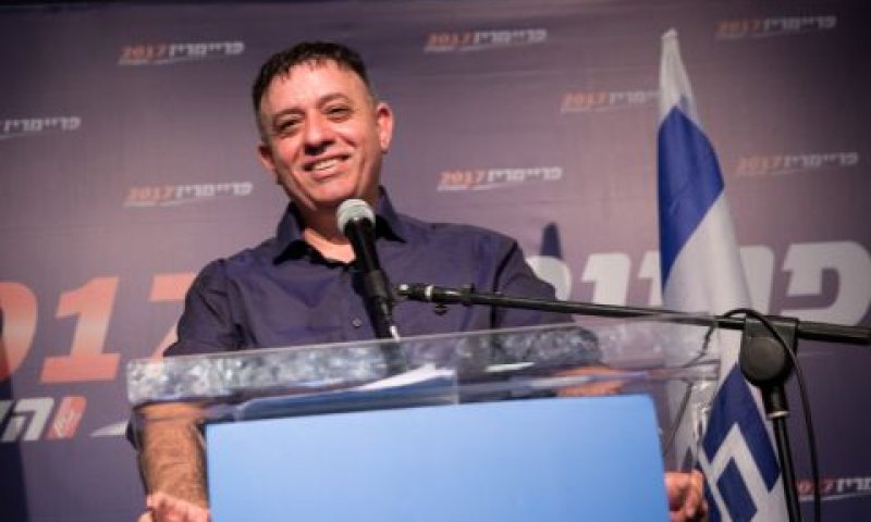 גבאי. סימן יעד של 30 מנדטים [צילום: מרים אלסטר/פלאש 90]