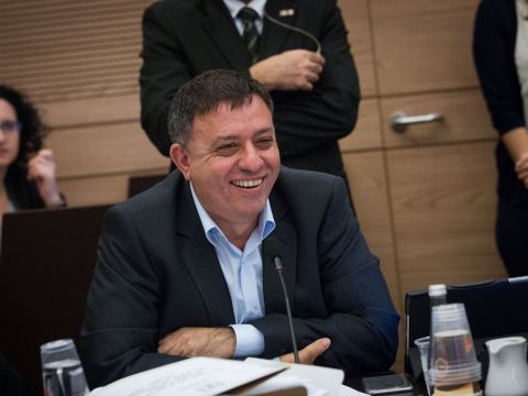 השר גבאי. לא שינה דעתו [צילום: מרים אלסטר / פלאש 90]