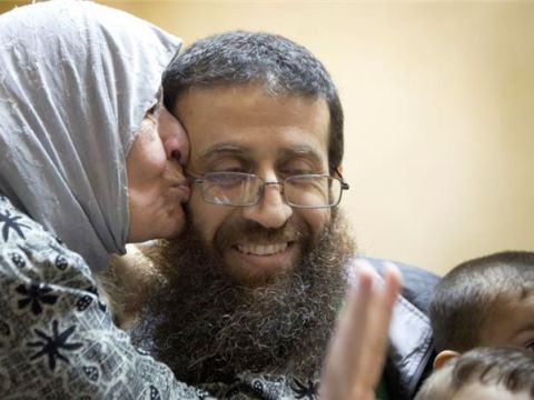 עדנאן. קורא להתנגדות [צילום: AP]