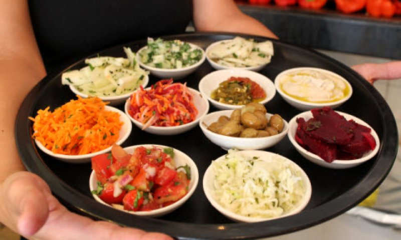 קשר ישיר [צילום: פלאש 90]