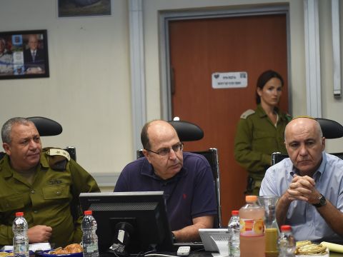יורם כהן, משה יעלון וגדי איזנקוט [צילום: דיאנה חננשווילי]