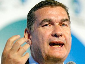 רמון. חזר לזירה הפוליטית