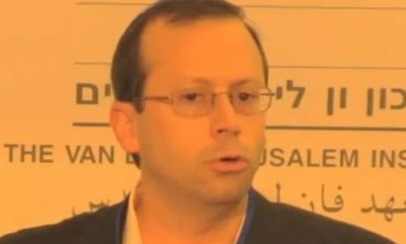 פרוינד. טוען שהכסף שלו [צילום: יוטיוב]