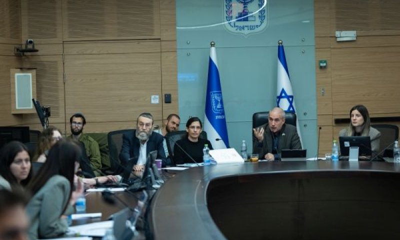 מחלוקת על מידע חסר [צילום: יונתן זינדל/פלאש 90]