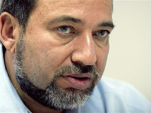 ח"כ ליברמן. לא צריכים להיכנס לתוך לבנון