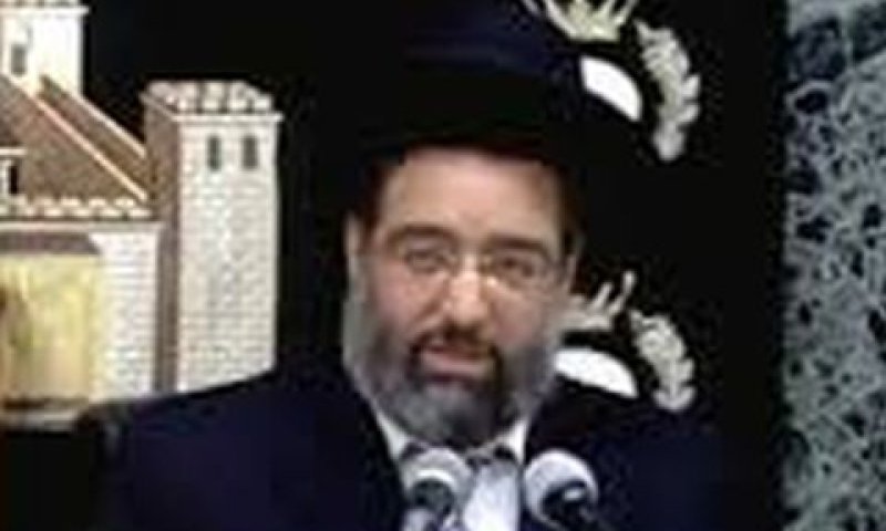 הרב שחר. צנזרו [צילום: יוטיוב]
