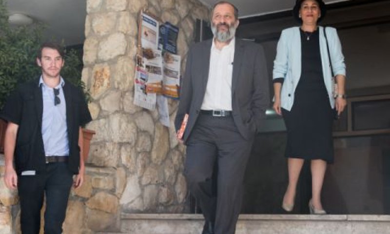 הזוג דרעי. חקירה באזהרה [צילום: יונתן זינדל/פלאש 90]