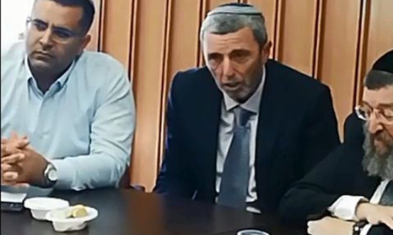 חברי הכנסת בן-צור, פרץ וסופר