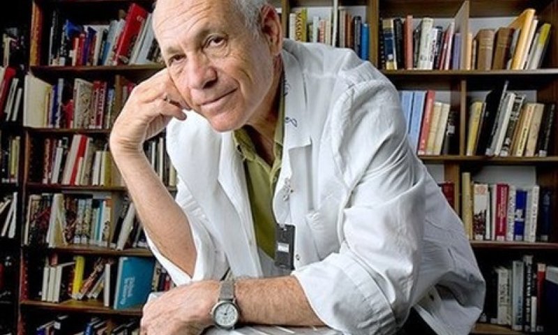 פרופ' קשת. שינוי בטיפול בפגים [צילום: קרן א.מ.ן]