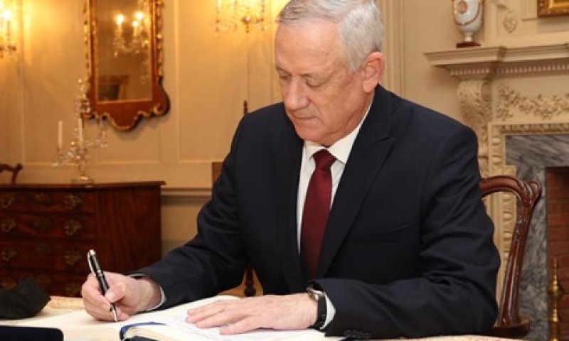 שר הביטחון גנץ בוושינגטון [צילום: שמוליק עלמני]