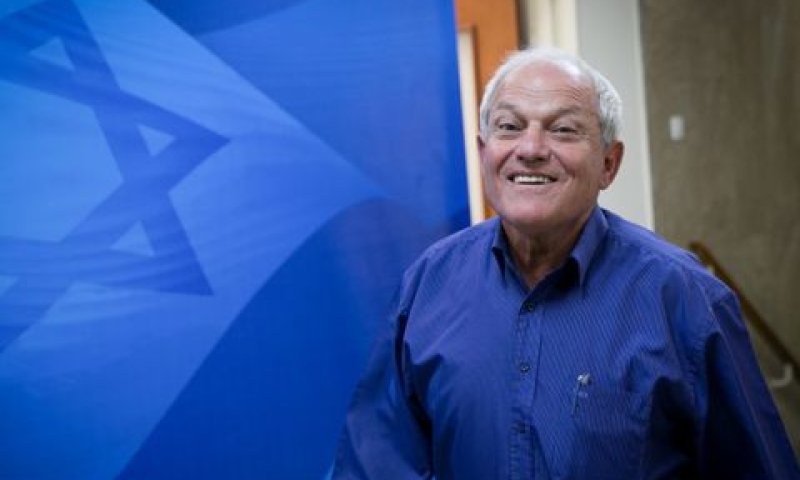 חיים כץ. היתר ממשלתי [צילום: אוהד צויגנברג]