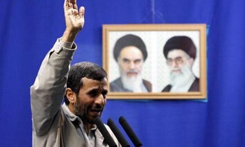 אחמדינג'אד. לא יעזו לתקוף אותנו [AP]