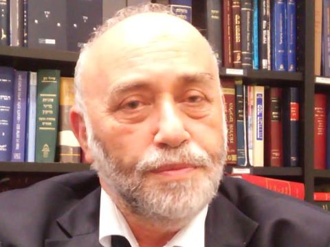 אקסלרד. ניגוד עניינים [צילום: יוטיוב]