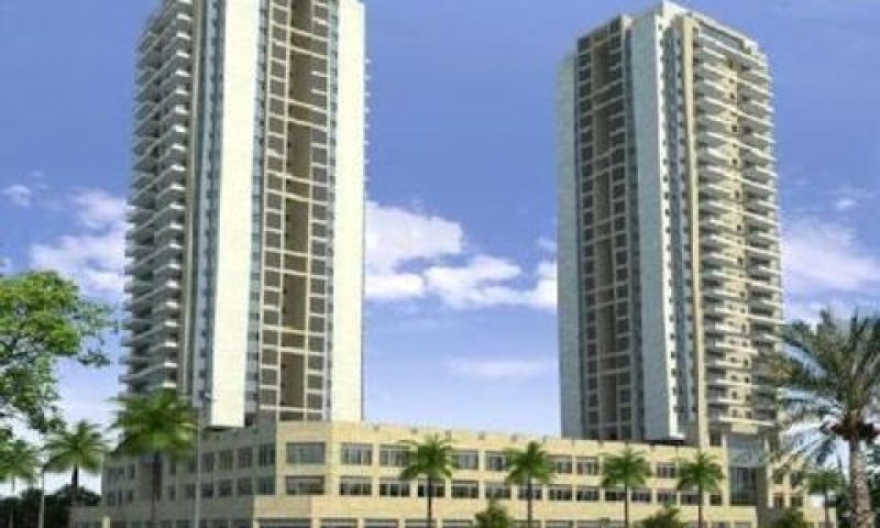 מגדלי לב העיר. עיכוב ניכר