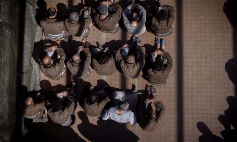 אסירי נוח'בה. כשלים בתנאי השירות ובמענה הפיקודי [צילום: חיים גולדברג/פלאש 90]