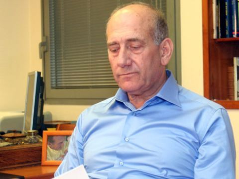 אולמרט. האם קיבל שוחד? [פלאש 90]