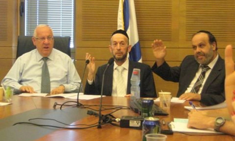 אזולאי, מקלב וריבלין