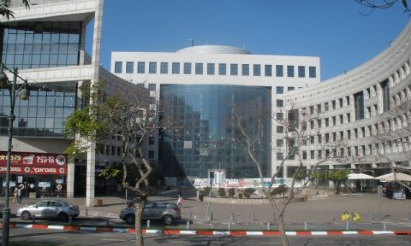 "שער העיר" לעיריית הרצליה [צילום: שי מועלם באדיבות שיתופית]