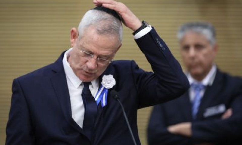 גנץ. יבליט את הכיפה? [צילום: נועם ריבקין פנטון/פלאש 90]