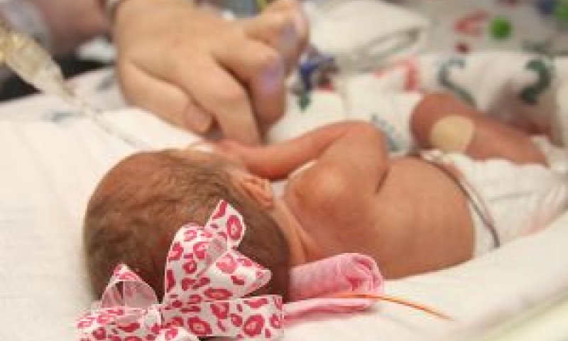 השלימו שעות שינה כשהתינוק ישן [צילום: AP]
