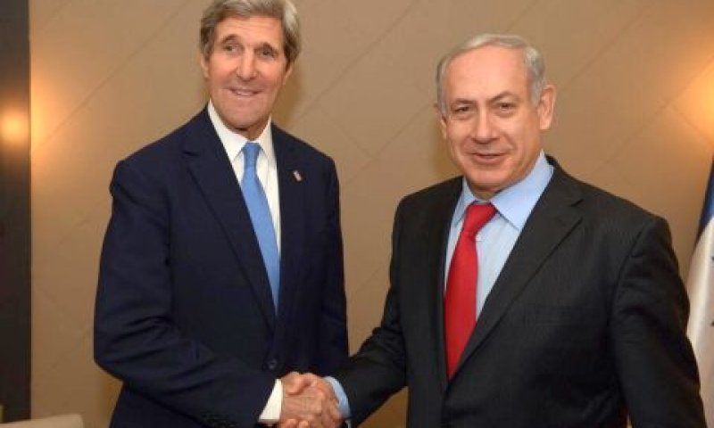 נתניהו וקרי בדאבוס. חשש מקריסת השיחות [צילום: לע"מ]