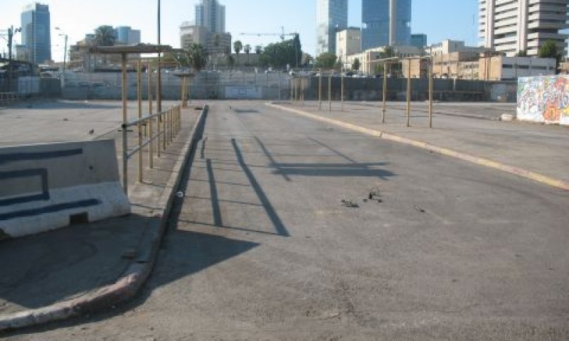מתחם התחנה המרכזית הישנה בתל אביב [צילום: אלי אלון]