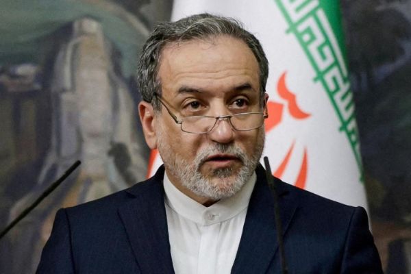 עראקצ'י. איומים גלויים [צילום: Islamic Republic News Agency]