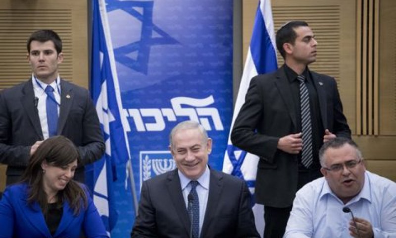 ביטן, נתניהו וחוטובלי [צילום: יונתן זינדל/פלאש 90]