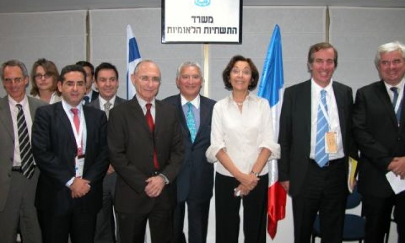השר לנדאו והשרה אידראק ואנשי צוותיהם [צילום: יח"צ]