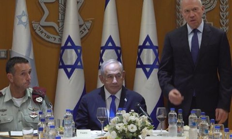 הרמת כוסית במטכ"ל