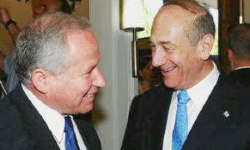 דיכטר. מגונן על אולמרט, ומסתייג [צילום: לע"מ]