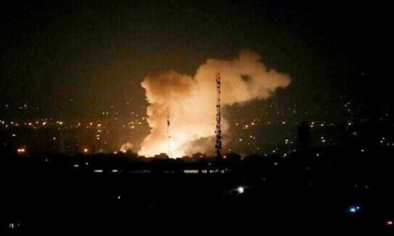 מראות התקיפה בכרג' הלילה [צילום: רשתות אירניות]