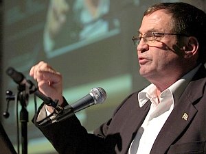 עוזי דיין [צילום: אורי פורת]