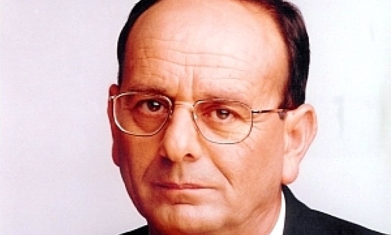 יבטל את הקצאת הקרקע למקורב. עדי אלדר