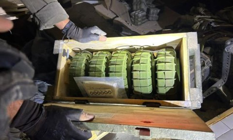 אמצעי לחימה שנתפסו בלבנון [צילום: דובר צה''ל]
