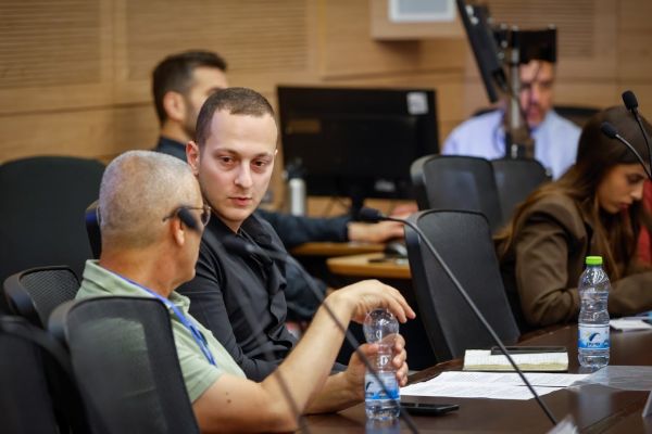 עדן ביטקובר [צילום: נועם מושקוביץ/דוברות הכנסת]