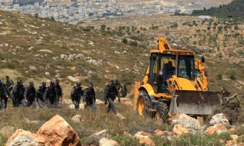 שוטרים בפעילות בשומרון [צילום: פלאש 90]