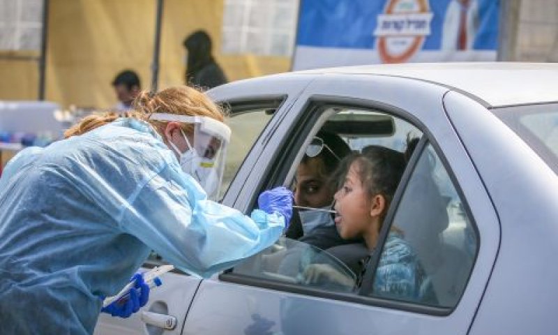 בדיקות קורונה [צילום: יוסי אלוני, פלאש 90]