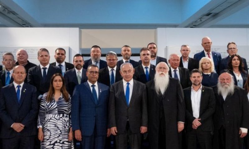 המשרדים השתפרו בביצוע - יחידות הסמך ממשיכות לפגר מאחור [צילום: יונתן זינדל/פלאש 90]