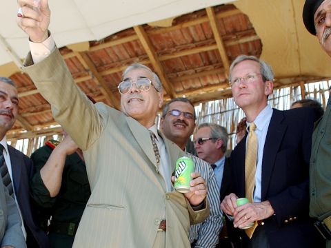 נאצר יוסוף ודיוויד וולש [AP]