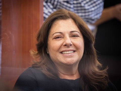 איריס אלוביץ. שרה פנתה [יונתן זינדל, פלאש 90]