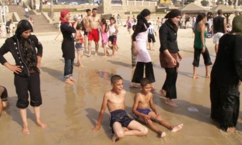 בפעם הראשונה בים