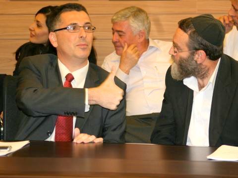 זכה לתמיכת פרוש. ח"כ משה גפני